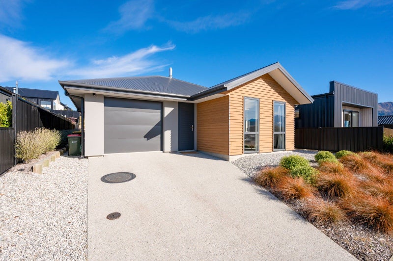 219 Aubrey Road, Wanaka - Carousel 19