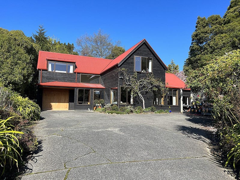 15 Robin Lane, Saint Leonards, Dunedin - Carousel 1