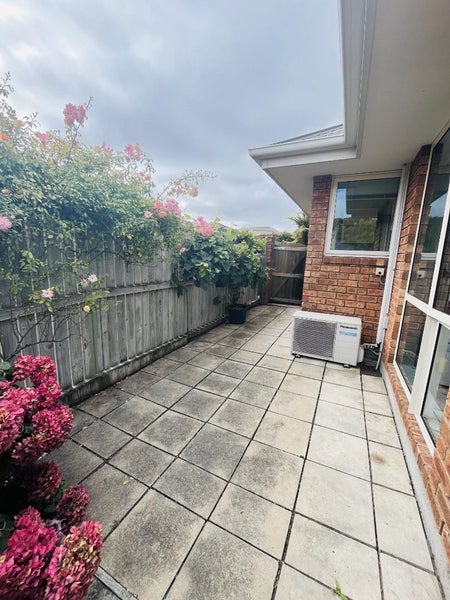 8 RIDGEWOOD PLACE, Shirley, Christchurch - Carousel 11