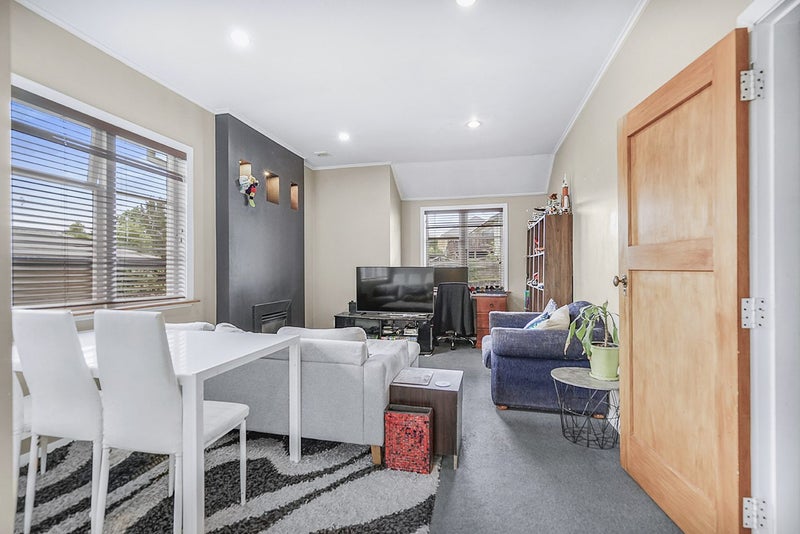 116 Forest Lake Road, Forest Lake, Hamilton - Carousel 2