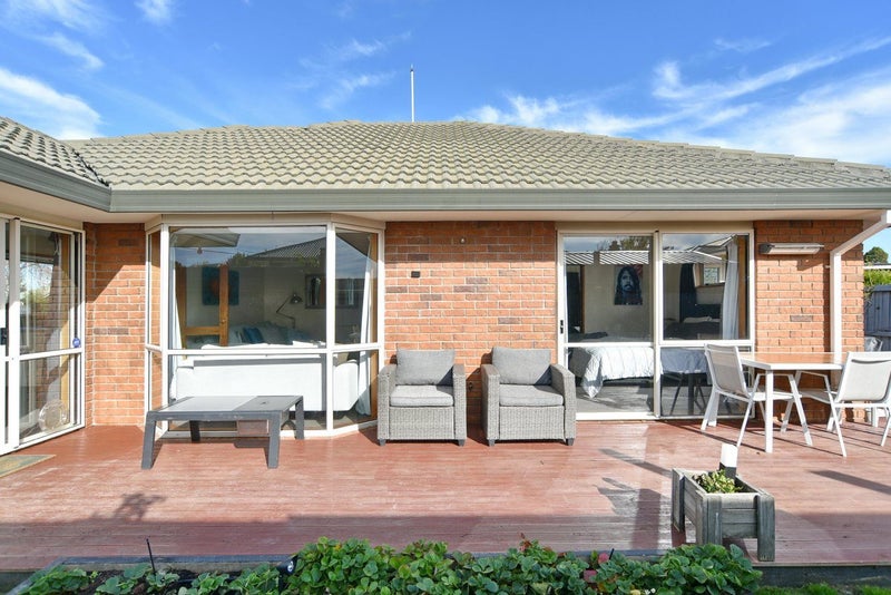 2/5 Rossiter Avenue, Redwood, Christchurch - Carousel 26