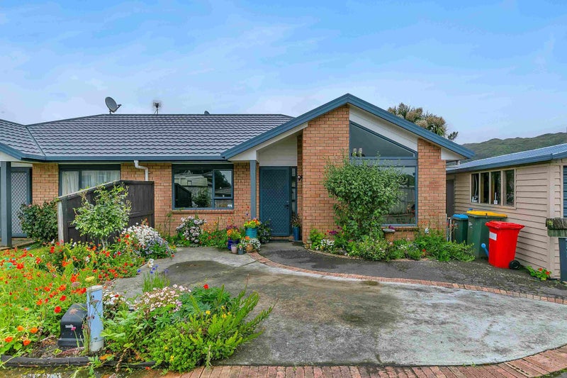 37B Apple Terrace, Ranui, Porirua - Carousel 1