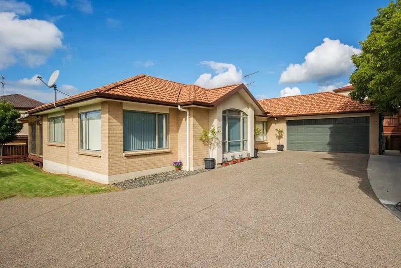 6 Gortin Close, East Tamaki, Auckland - Carousel 1