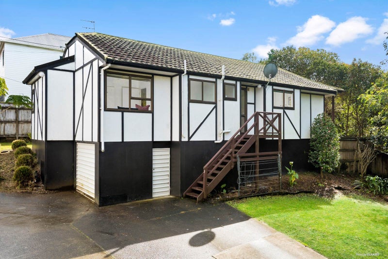 3/39 Sunnynook Road, Forrest Hill, Auckland - Carousel 1