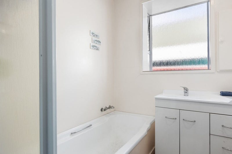 213 Bower Avenue, North New Brighton, Christchurch - Carousel 13