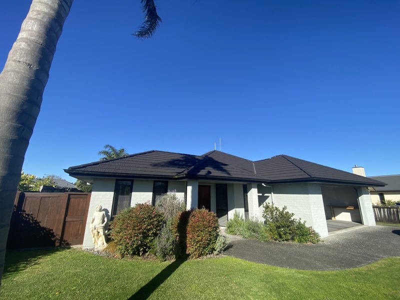 10 Somerton Drive, Huntington, Hamilton - Carousel 1