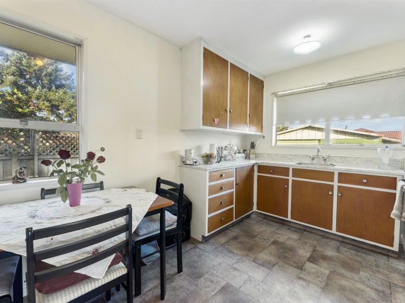 1/70A Burwood Road, Burwood, Christchurch - Carousel 2