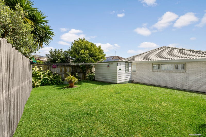 19 Astoria Place, Northpark, Auckland - Carousel 15