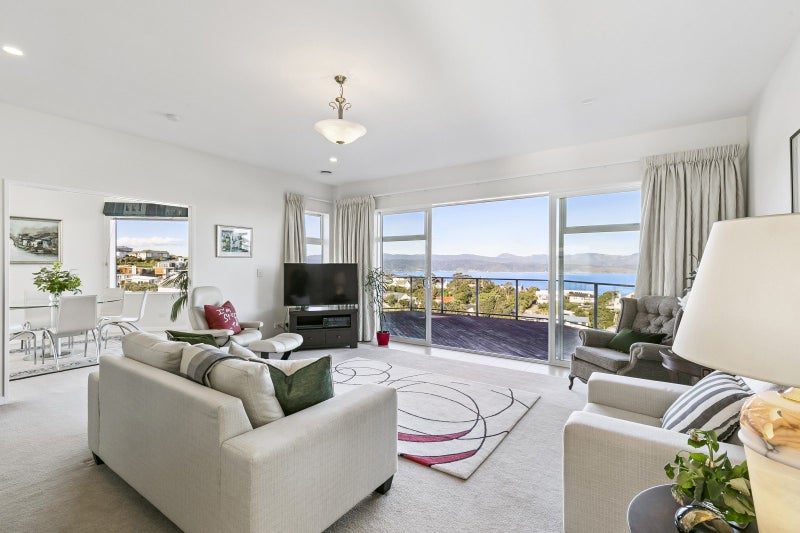 18 Mandalay Terrace, Khandallah, Wellington - Carousel 2