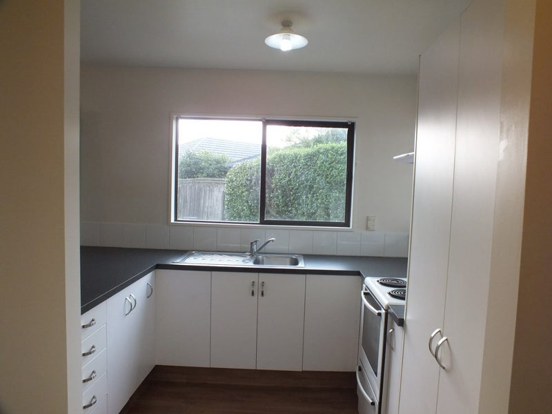 2/10 Dilworth Street, Riccarton, Christchurch - Carousel 2