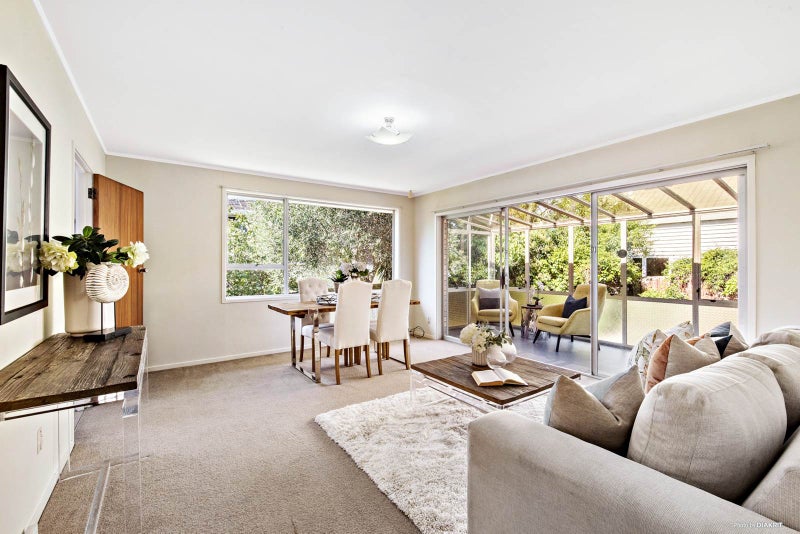 3/32 Eastern Beach Road, Eastern Beach, Auckland - Carousel 2