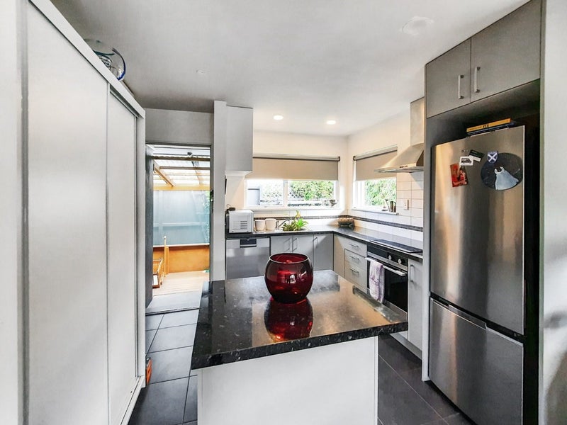 1/3 Meadow Street, Papanui, Christchurch - Carousel 2