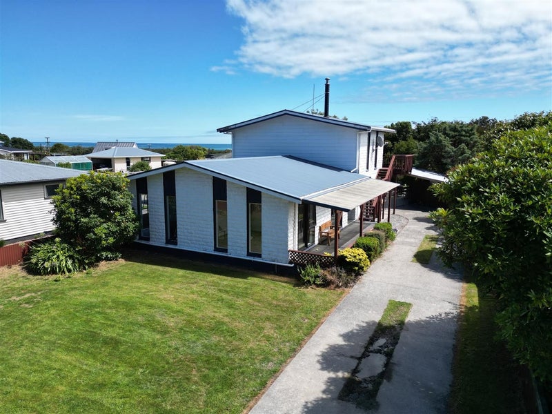 30 Ogilvie Road, Gladstone, Greymouth - Carousel 1