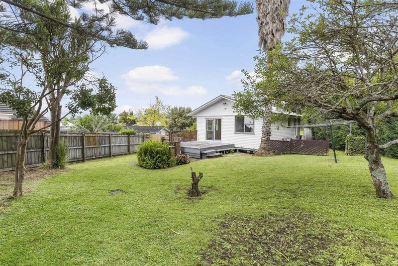 10 Larne Avenue, Pakuranga Heights, Auckland - Carousel 2