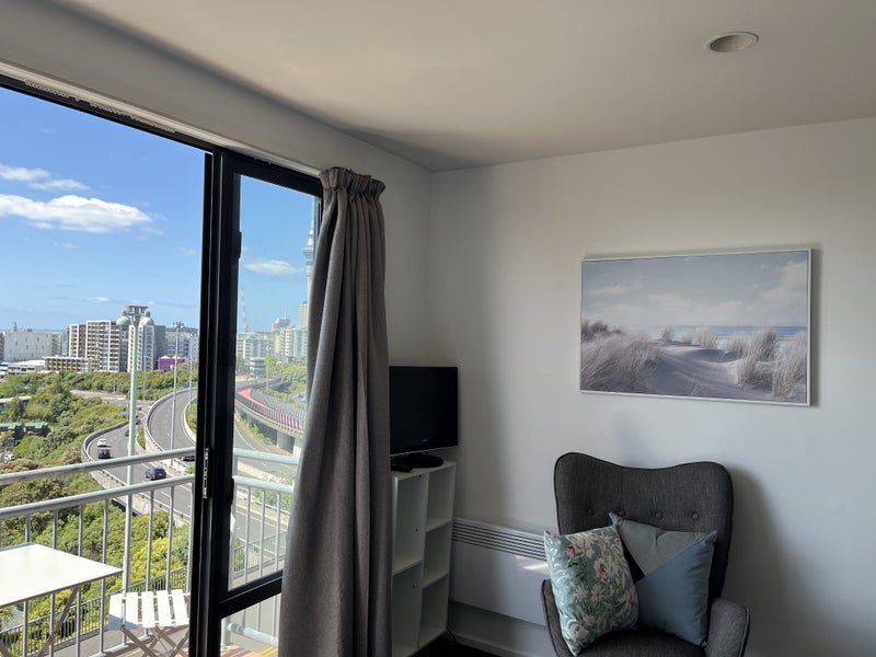 5E/11 Howe Street, Auckland Central, Auckland - Carousel 2