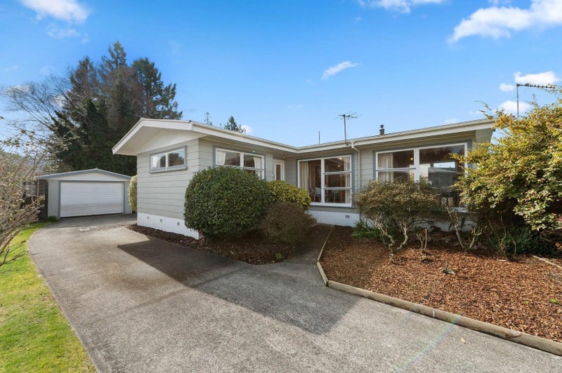 69 Martin Street, Utuhina, Rotorua - Carousel 1