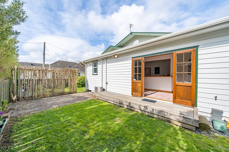 33 Bauchop Road, Waterloo, Lower Hutt - Carousel 20