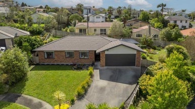 18 Brunner Terrace, Kamo, Whangarei - Carousel 1