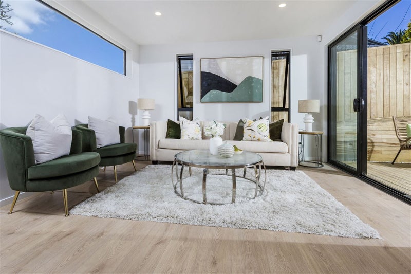 70B Bond Crescent, Forrest Hill, Auckland - Carousel 2