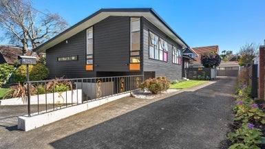 50A Wyndrum Avenue, Waterloo, Lower Hutt - Carousel 1