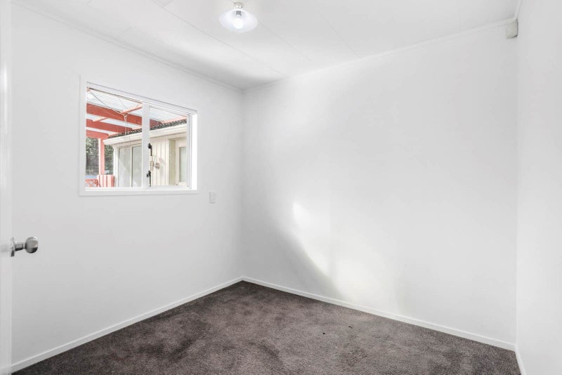 68 Oreil Avenue, West Harbour, Auckland - Carousel 13