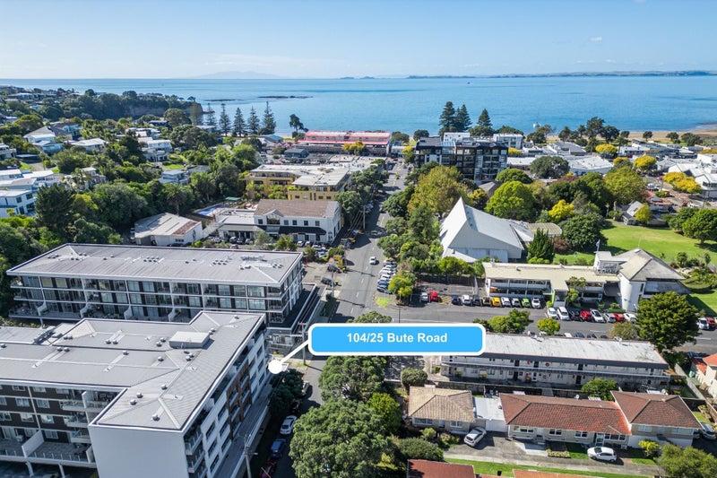 104/25 Bute Road, Browns Bay, Auckland - Carousel 1