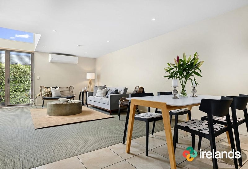 2/1010 Colombo Street, St Albans, Christchurch - Carousel 1