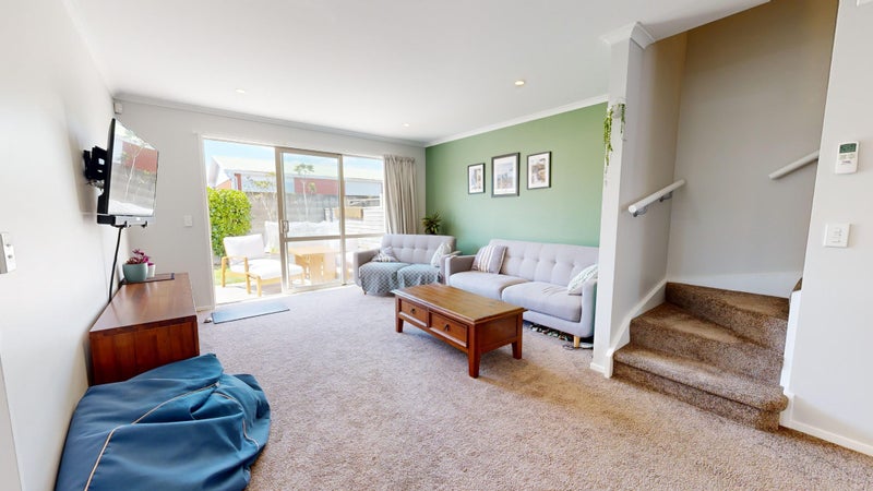 5 Latimer Way, Petone, Lower Hutt - Carousel 2