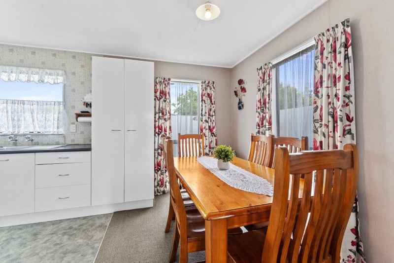 113A Ryder Crescent, Levin, Levin - Carousel 2