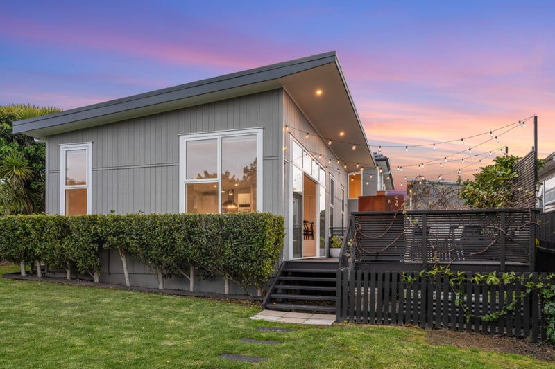 72 Kiwitea Street, Sandringham, Auckland - Carousel 2