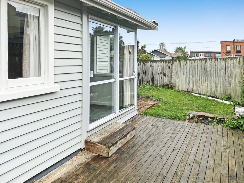 7 Domett Street, Waltham, Christchurch - Carousel 12