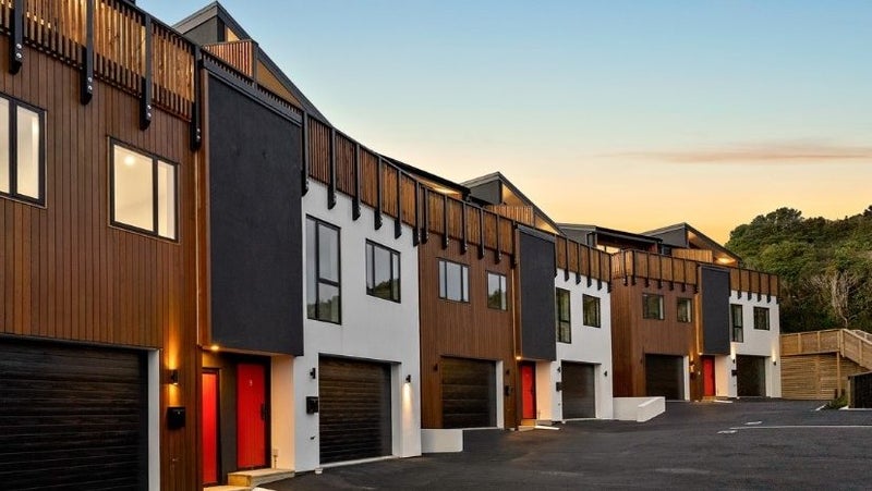 17 Stockden Place, Karori, Wellington - Carousel 1