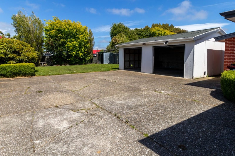 445 Yarrow Street, Glengarry, Invercargill - Carousel 11
