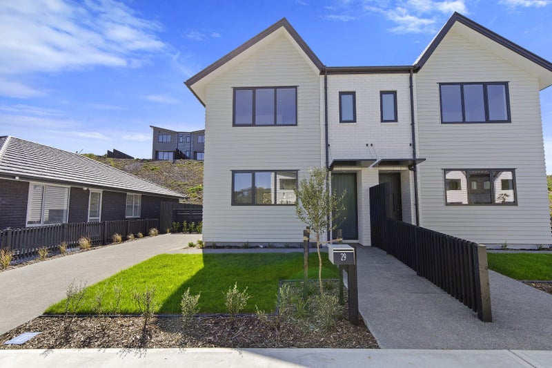 29 Turtleback Avenue, Whitby, Porirua - Carousel 2