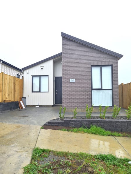 53 Horokaka Street, Massey, Auckland - Carousel 1