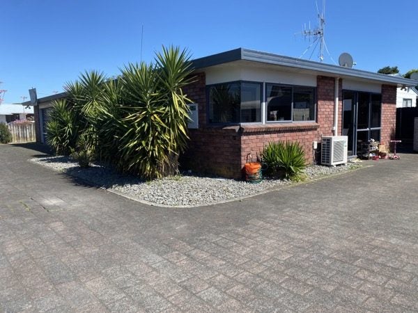 17 Crisp Drive, Papamoa Beach, Papamoa - Carousel 2
