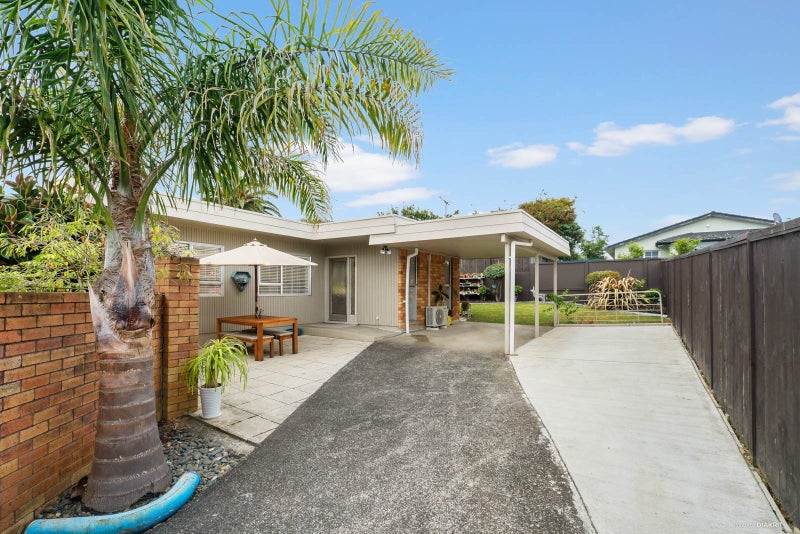 2/37 Galvan Avenue, Sunnyhills, Auckland - Carousel 2