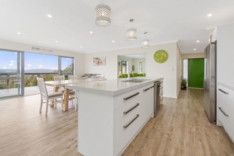 26 Quail Rise, Kamo - Carousel 2