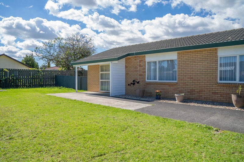 11A Bill Phillip Place, Clendon Park, Auckland - Carousel 2