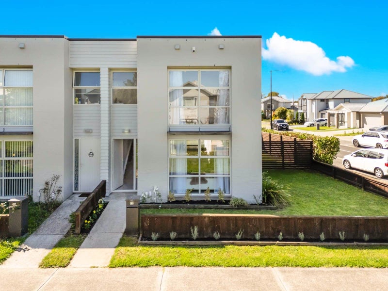 27 Hollowout Street, Takanini, Auckland - Carousel 27