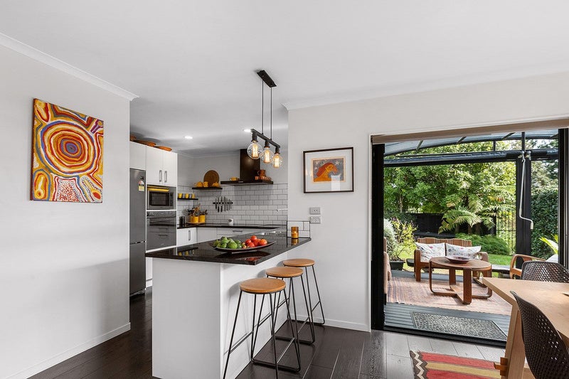 37 Alpers Ridge, Leamington, Cambridge - Carousel 2