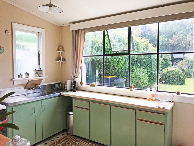 7 Royal Crescent, Saint Kilda, Dunedin - Carousel 2