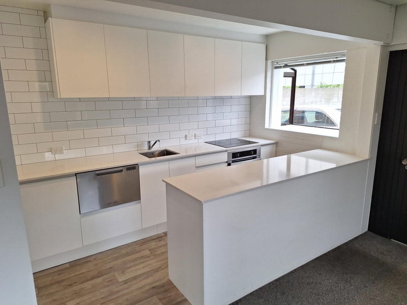 50A Carlton Mill Road, Merivale, Christchurch - Carousel 2