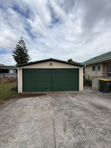 2/114 Clevedon Road, Papakura, Papakura - Carousel 15