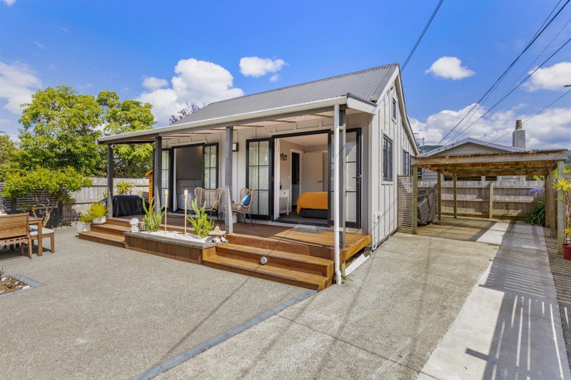 12 Heretaunga Square, Silverstream, Upper Hutt - Carousel 2