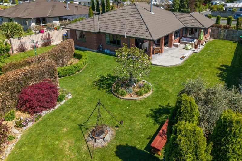24 Pitfure Road, Wakefield - Carousel 2