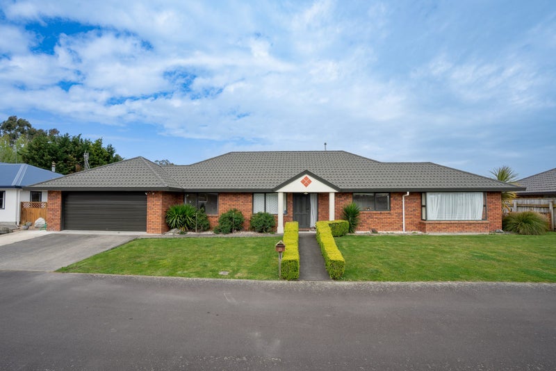 29 Parnell Heights Drive, Kelvin Grove, Palmerston North - Carousel 1