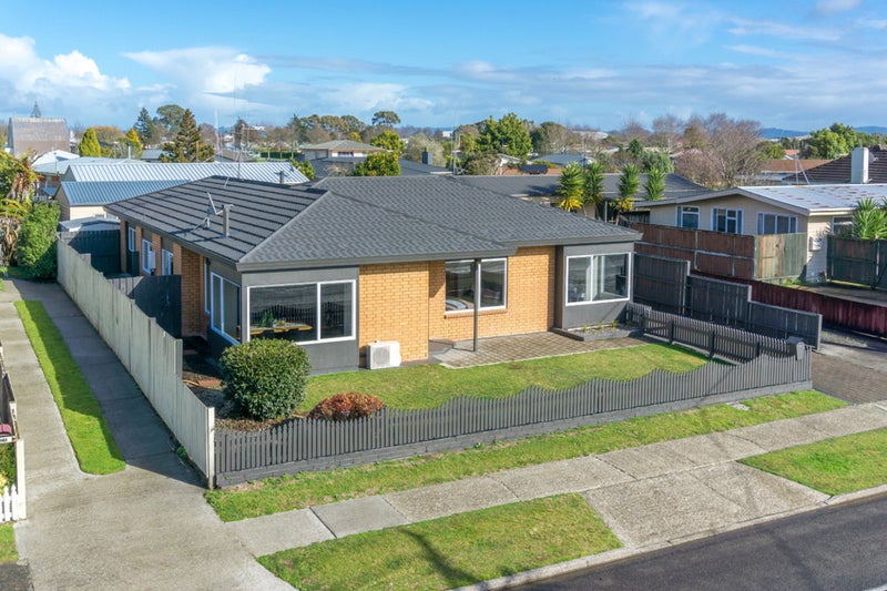 45A Sandwich Road, St Andrews, Hamilton - Carousel 1