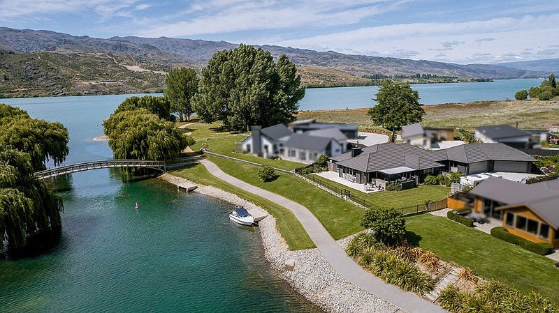 65 Perriam Place, Mount Pisa - Carousel 1