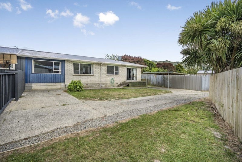 13A Berkeley RD, ARAKURA, WAINUIOMATA - Carousel 2